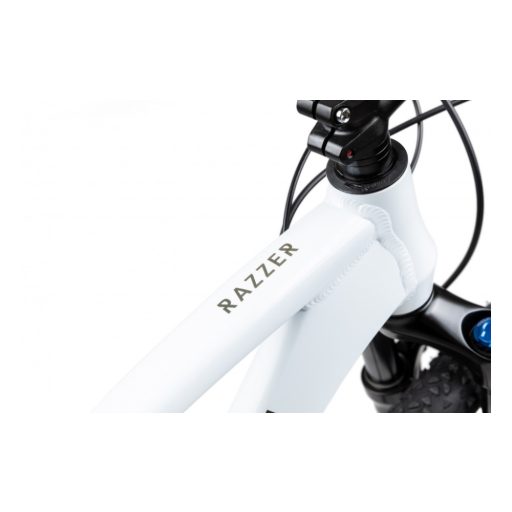 PELLS Razzer 3 W White