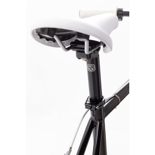 Csepel ROYAL 3* 28/550 22 FFI FEKETE YS768